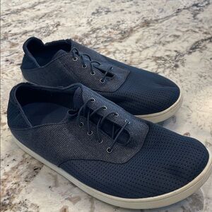 OluKai Men’s SlipOn Shoes. “Nohea Moku” size US 9/EU 42. These look like Boaters